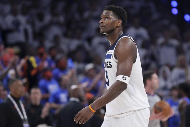 ue, 狼球星爱德 ue, 狼球星爱德