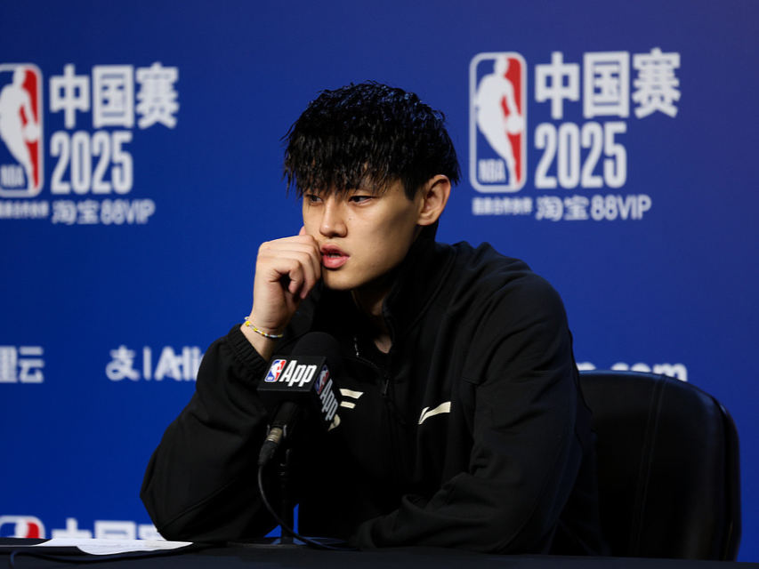 中国赛两场, 无人传球, 的瞬间之一 中国赛两场, 无人传球, 的瞬间之一