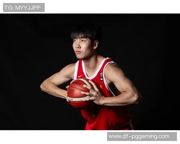 狂轰51分创纪录！中国男篮又一18岁超级新星兴起：场均39+4冲冠